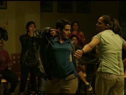 ​‘गिलहरीया’गाण्यात आमिरच्या मुलींची मस्ती