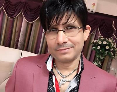 ​आमिर खानसोबत पंगा घेतल्याने केआरकेचे ट्विटर अकाऊंट करण्यात आले बंद... नेटिझन म्हणतात, आम्हाला मिळाले दिवाळीचे बेस्ट गिफ्ट