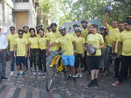 Vintage Cycle Rally in Mumbai for promotion of "Bicycle" | “सायकलच्या” प्रमोशनसाठी मुंबईत व्हिंटेज सायकल रॅलीचे आयोजन