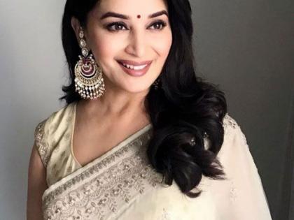 Madhuri Dixit started shooting for Johar's dream project | माधुरी दीक्षितने सुरु केले करण जोहरच्या ड्रीम प्रोजेक्टचे शूटिंग