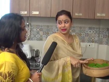 मेधा मांजरेकर बनवतेय स्वतःच्या हाताने बाप्प्पासाठी खाऊ! बघूया काय आहे त्याची रेसिपी !