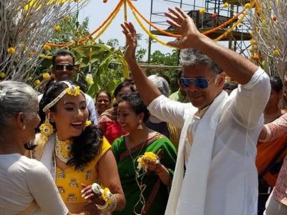 When Milind Soman is going to rise, look for the wedding Inside Photos! | ​मिलिंद सोमण चढणार बोहल्यावर, बघा लग्नाच्या तयारीचे Inside Photos !