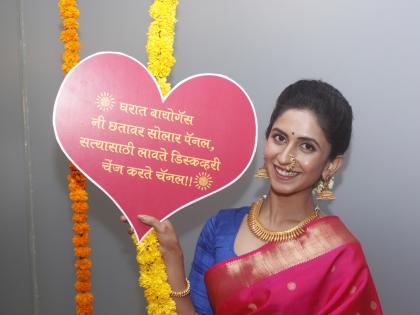 परेश मोकाशी दिग्दर्शित चि. व चि. सौ. कां.१९ मे ला प्रेक्षकांच्या भेटीला