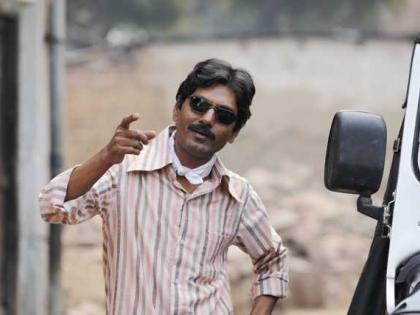 Nawazuddin Siddiqui suddenly reached the red light area! | अचानकच रेड लाइट एरियात पोहोचला नवाजुद्दीन सिद्दिकी!