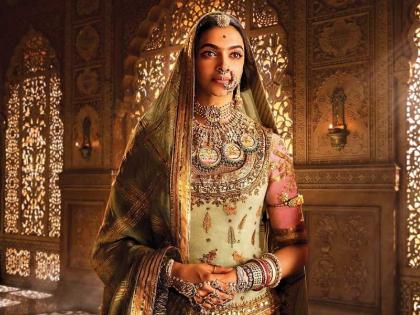 25th January! Finally, Padmavat's release date is 'locked'; 'Padmanat' against 'Padmavat' to be played on Box! | ​२५ जानेवारी! अखेर ‘पद्मावत’ची रिलीज डेट ‘लॉक’; बॉक्सआॅफिसवर रंगणार ‘पद्मावत’ विरूद्ध ‘पॅडमॅन’ मुकाबला!