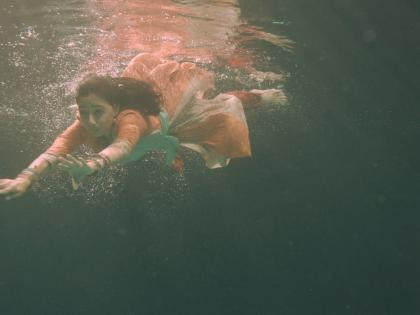 पानी के अंदर