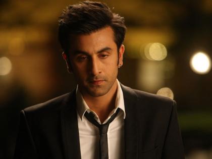 'Anakki' Ranbir in love | प्यार में 'अनलकी' रणबीर