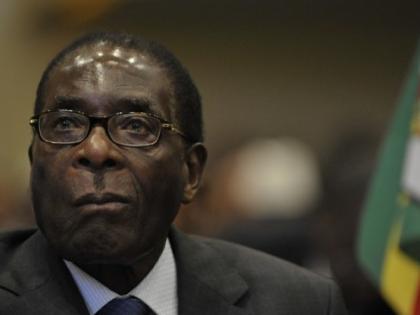 Zimbabwe Power to Stay President till Zimbabwe | झिम्बाब्वे राष्ट्रपतींना शंभरीपर्यंत राहायचे सत्तेत