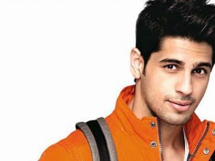 सिद्धार्थ ‘बार बार देखो’ साठी दिल्लीत