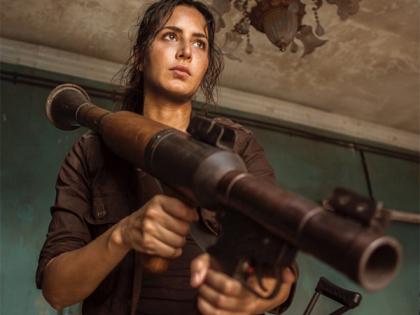 Why is this photo being taken by Katrina Kaif in 'Full An Action'? | ‘फुल आॅन अ‍ॅक्शन’मधील कॅटरिना कैफचा हा फोटो का होत असेल व्हायरल?