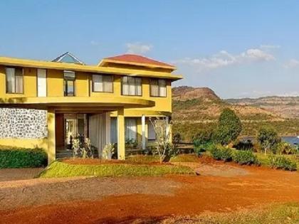 'These' bungalows in Pune are on the hit list! | पुण्यातील ‘हे’ बंगले शूटिंगसाठी आहेत हिट लिस्टवर !