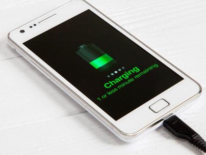 TECH: Follow these '7 things' while charging phones, otherwise the damage is done! | TECH : ​फोन चार्ज करताना ‘या’ 7 गोष्टी फॉलो करा, अन्यथा होइल नुकसान !