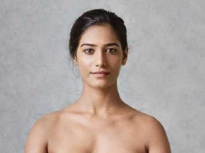 Shocking: Poonam Pandey has done without bra bold Yoga, will be photographed! | Shocking : ​पूनम पांडेने केला विना ब्रा बोल्ड योगा, फोटो पाहूल व्हाल थक्क !