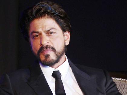 Shah Rukh Khan became emotional after his father; Emotions expressed on Twitter! | वडिलांचे स्मरण करून भावुक झाला शाहरूख खान; ट्विटरवर व्यक्त केल्या भावना!