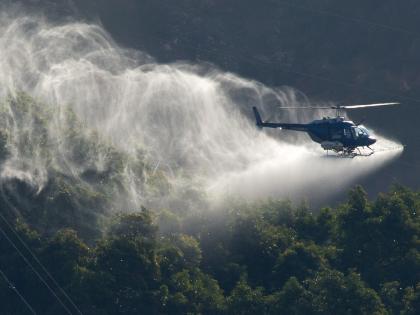 Dangerous air spraying of pesticides is dangerous | ​कीटकनाशकांच्या हवाई फवारणी धोकादायक