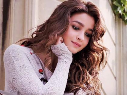 Alia Bhatt to debut in the film? | अभिनयानंतर 'या' क्षेत्रात पदार्पण करणार आलिया भट्ट ?