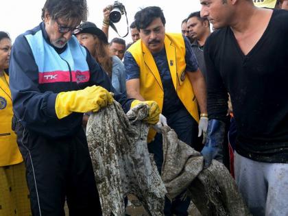 Amitabh Bachchan's teachings to Mumbaiites; Half an hour of cleanliness in Versova Beach! | महानायक अमिताभ बच्चन यांनी मुंबईकरांना दिली शिकवण; वर्सोवा बीचवर अर्धा तास केली स्वच्छता !