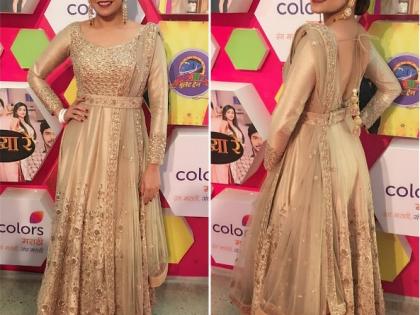 ​अमृता खानविलकर पडली ड्रेसच्या प्रेमात