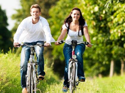 Some tips to stay happy | आनंदी राहण्यासाठी काही टिप्स