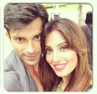 When did Karan Bipasha propose? | करणने केव्हा केले बिप्सला प्रपोज?