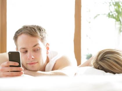 Facebook Couple