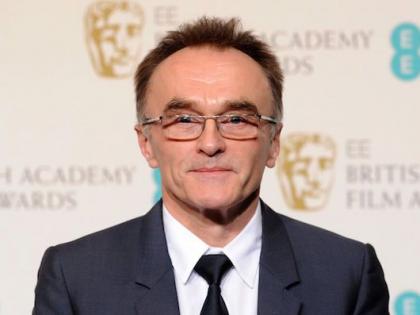 Danny Boyle is the director of the film NervestrainSpotting film Danny Boyle ... | डॅनी बॉयल नर्व्हसट्रेनस्पॉटिंग चित्रपटाचा दिग्दर्शक डॅनी बॉयल...