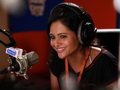 Dipti Devi became a radio jockey | ​दिप्ती देवी बनली रेडिओ जॉकी