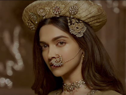 'दिवानी'चा सेट बनला म्युझियम