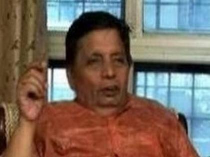 Diluch Kolhatkar, director of the play Moruna Mhowi and veteran actor Dilip Kolhatkar passed away. | मोरुची मावशी या नाटकाचे दिग्दर्शक आणि ज्येष्ठ रंगकर्मी दिलीप कोल्हटकर यांचे निधन