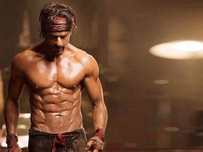 Unbelievable: For the first time in the order of the trainer, Shah Rukh Khan took the step | Unbelievable : ट्रेनरच्या आग्रहास्तव शाहरूख खानने पहिल्यांदाच टाकले जीममध्ये पाऊल