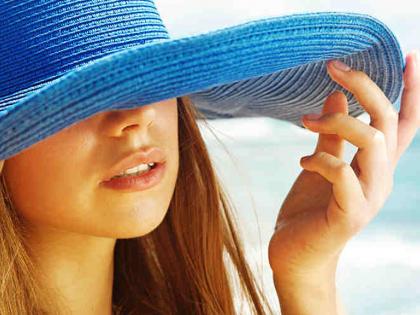 HEALTH: Take care of the skin in the summer! | HEALTH : ​उन्हाळ्यात त्वचेची अशी घ्या काळजी !