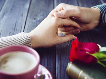 Talk about the game that Indians do on the first date | पहिल्या डेटवर भारतीय करतात खेळाची चर्चा Talk about the game that Indians do on the first date | पहिल्या डेटवर भारतीय करतात खेळाची चर्चा