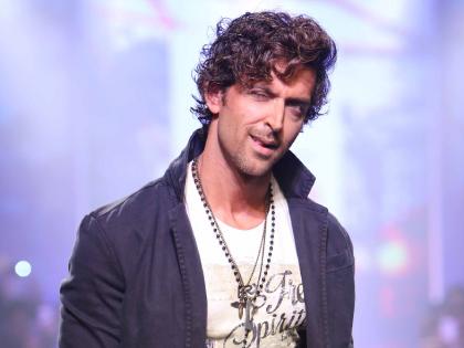 Hrithik Roshan to attend 'Coffee Discourse' But who will be with him? | ​‘कॉफी विद करण’मध्ये हजेरी लावणार हृतिक रोशन; पण कोण असेल त्याच्या सोबत?