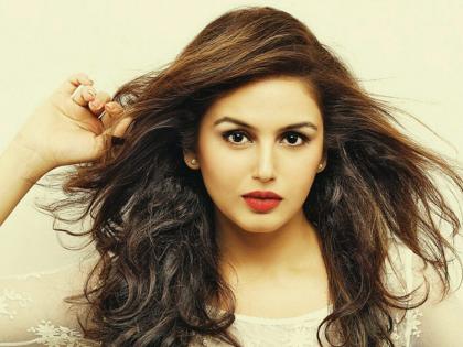 Huma Qureshi takes the advice of your Guru | हुमा कुरेशी घेते आपल्या गुरुंचा सल्ला