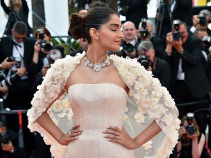 Sonam Kapoor was the first choice for Saoho? | ​ ‘साहो’साठी सोनम कपूर होती का मेकर्सची पहिली पसंत?