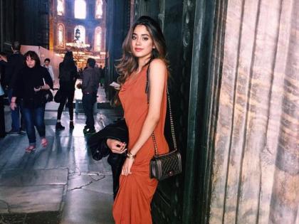Janhavi kapoor ready to bollywood debut: here is photo;
