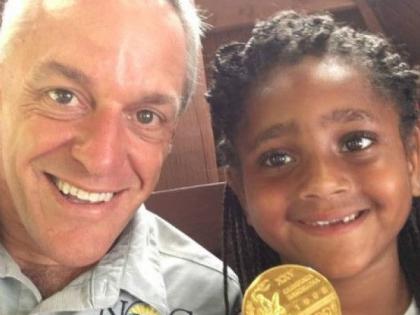 The Olympic gold medal was discovered by a seven-year-old girl | ​सात वर्षांच्या मुलीने शोधून दिले आॅलिम्पिक गोल्ड मेडल