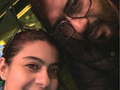 Happy wedding anniversary : ​काजोलची हबी अजय देवगणसोबतची ही क्यूट सेल्फी तुम्ही पाहिलीतं?