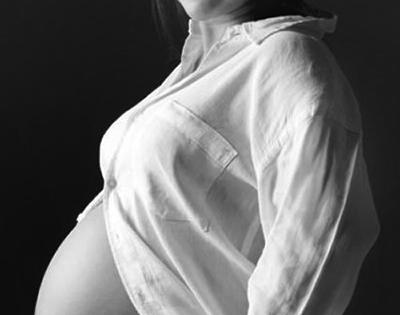 ​तुम्हाला माहीत आहे का? या बॉलिवूडच्या अभिनेत्री होत्या लग्नाच्याआधी गरोदर