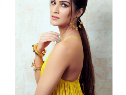 Kriti Sanan gets a chance to compete in this film! | क्रिती सॅनन देणार तापसी पन्नूला या चित्रपटात टक्कर !