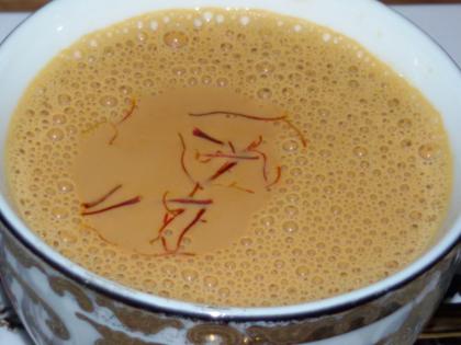 Drink 'Magic Tea' and wear glasses! | ‘मॅजिक टी’ प्या अन् चष्मा घालवा !