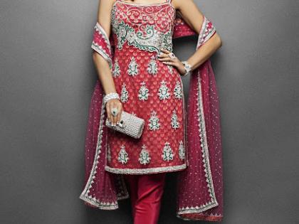 Choose the dress for the night party | नाईट पार्टीसाठी ड्रेसची निवड Choose the dress for the night party | नाईट पार्टीसाठी ड्रेसची निवड