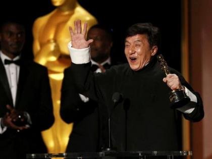 Jackie Chan's dream come true ... After losing the bones on the Oscars found! | ​जॅकी चॅन यांचे स्वप्न सत्यात...डझनावर हाडे मोडल्यानंतर मिळाला आॅस्कर!