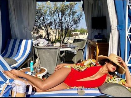 Priyanka Chopra is enjoying the countrywide vacation! | 'या' देशात व्हेकेशन एन्जॉय करतेय प्रियांका चोप्रा !