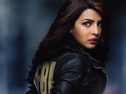 Quantico Girl Priyanka Chopra came here; Watch video | क्वांटिको गर्ल प्रियंका चोपडा यांच्यासाठी आली धावून; पहा व्हिडीओ