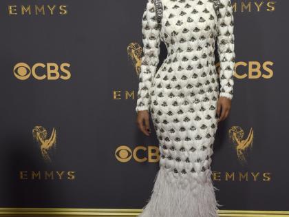 Emmy 2017 : रेड कार्पेटवर अशी झाली हॉलिवूड-बॉलिवूडच्या सेलिब्रिटींची एन्ट्री!