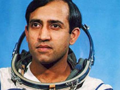 Aamir khan next movie title is Sare Jahanse Achchca; Rakesha sharma 