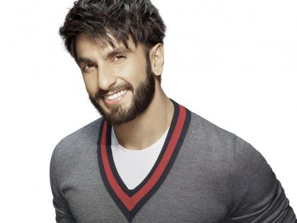 Ranveer Singh says, the day when he gets married, he will cry on the roof and cry out to the world ...! | ​रणवीर सिंग म्हणतो, ज्यादिवशी लग्न ठरेल स्वत: छतावर उभे होत ओरडून ओरडून जगाला सांगेल...!