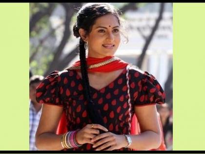After creating 'Surekha' in the worldly direction | दुनियादारीमधील 'सुरेखा' ही बोहल्यावर After creating 'Surekha' in the worldly direction | दुनियादारीमधील 'सुरेखा' ही बोहल्यावर