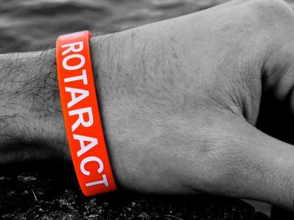 'Rotteract' for part of socializing | समाजिकतेचे भाग जपणारे ‘रोटरॅक्ट’ 'Rotteract' for part of socializing | समाजिकतेचे भाग जपणारे ‘रोटरॅक्ट’